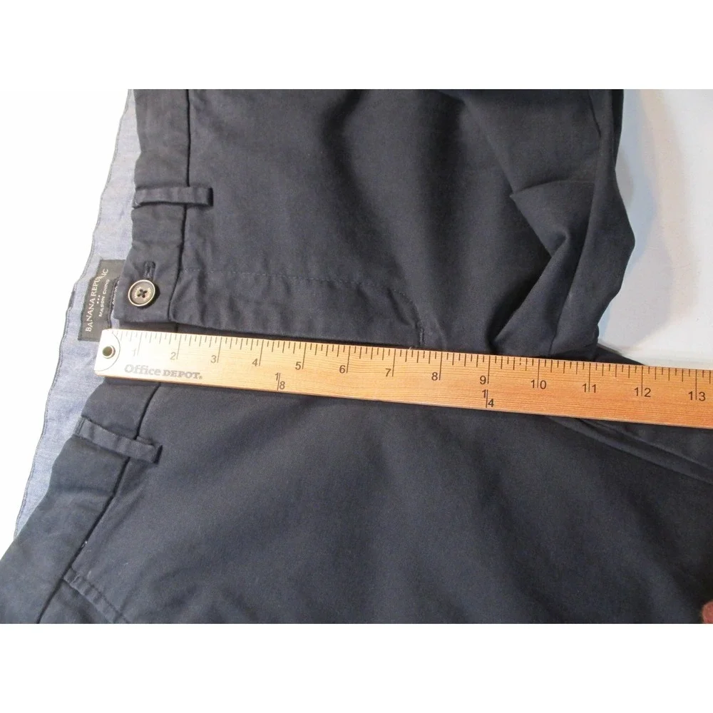 BANANA REPUBLIC Mason Chino Pants Men 30x32 Navy Blue Flat Front Straight Preppy
